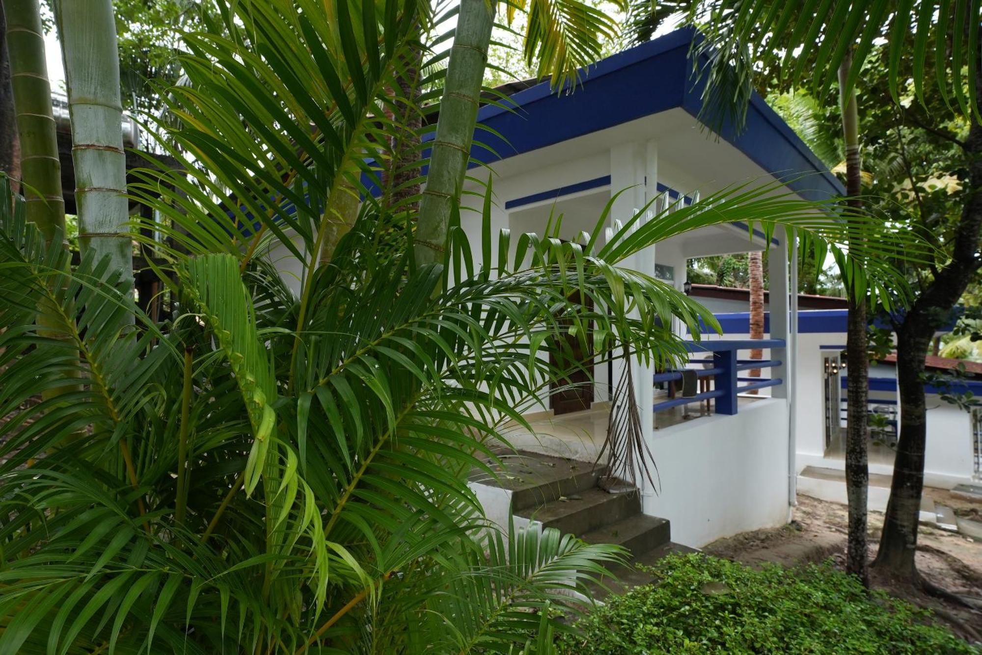 Amor Resort Koh Rong Derm Tkov Village Exterior photo