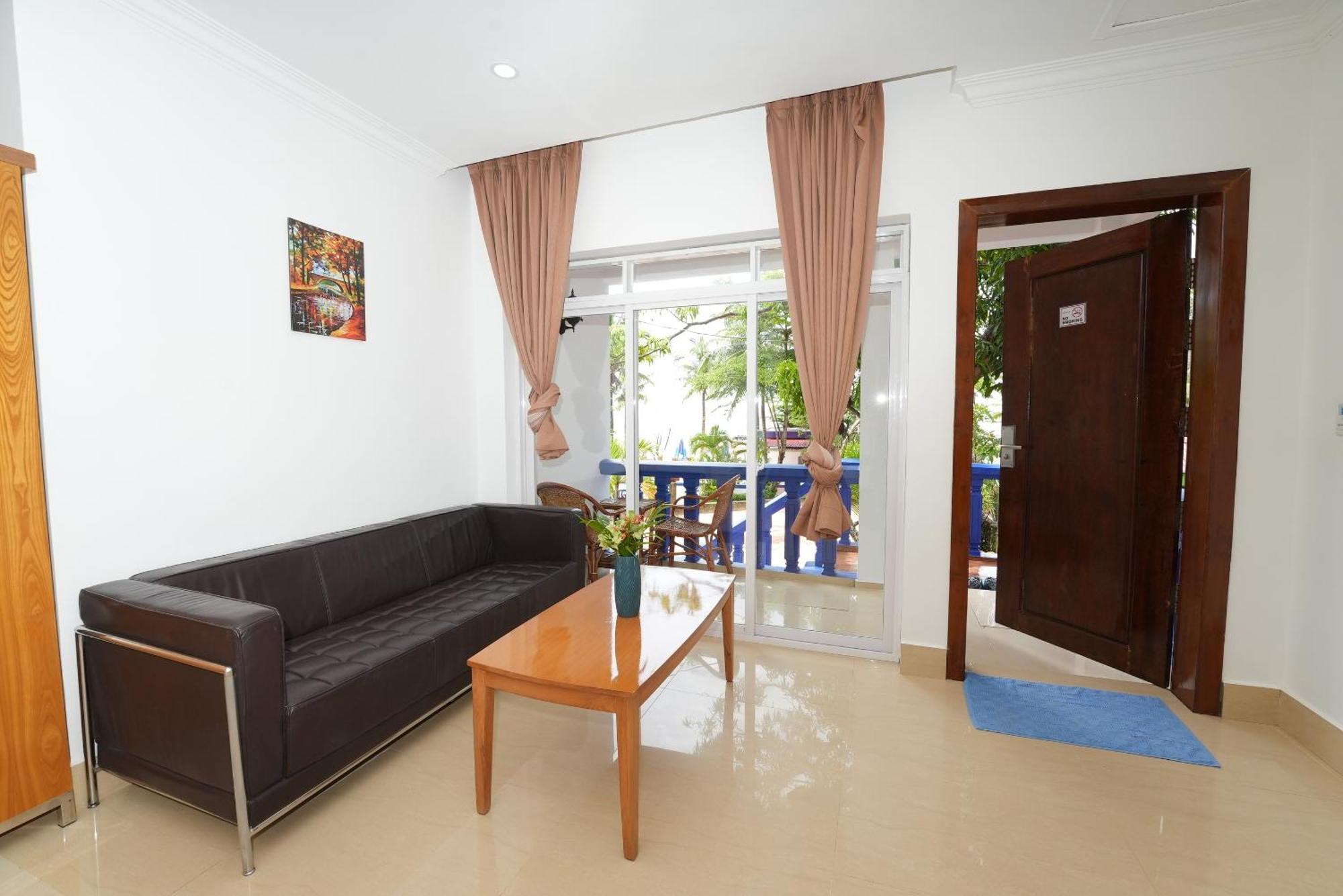 Amor Resort Koh Rong Derm Tkov Village Exterior photo