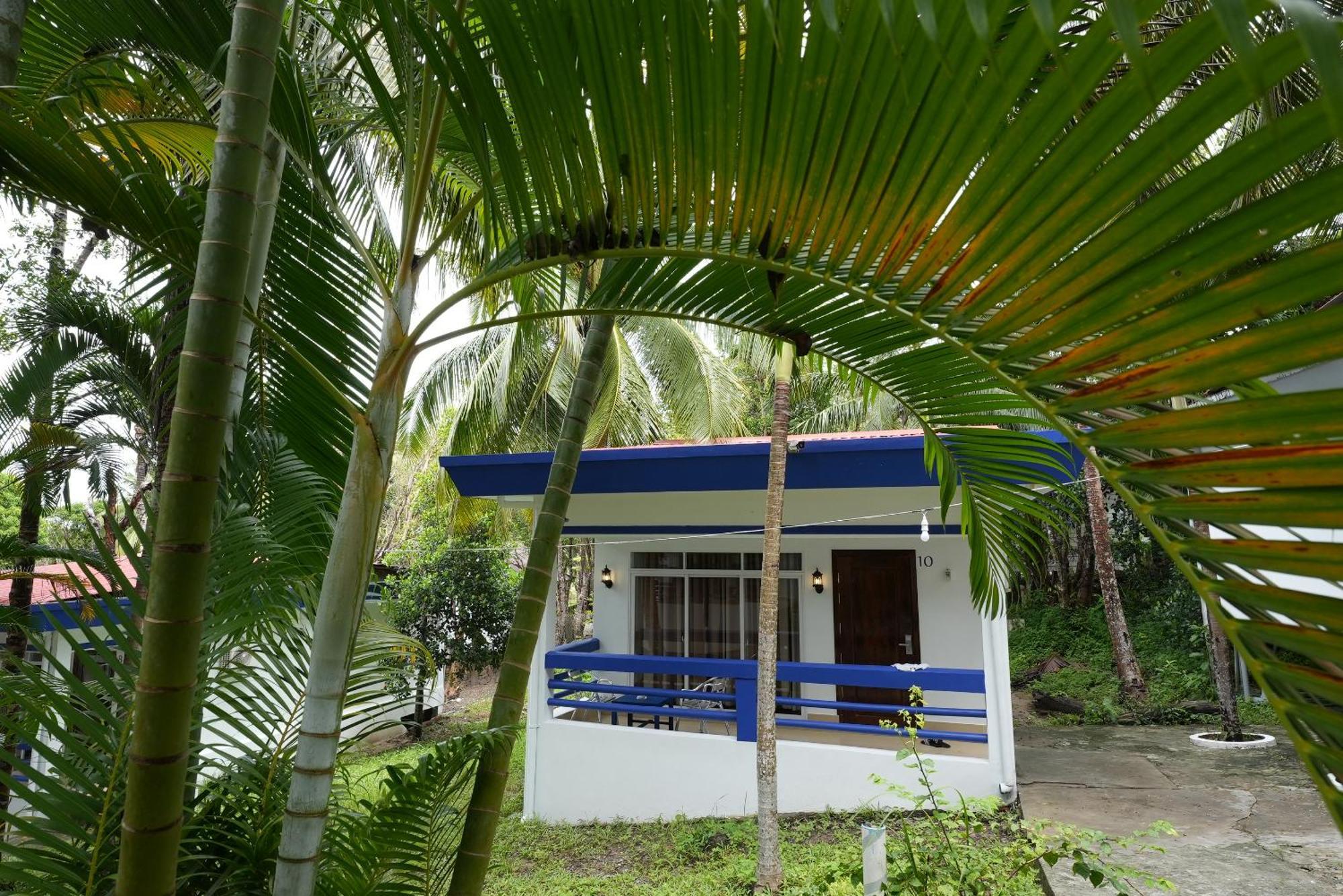 Amor Resort Koh Rong Derm Tkov Village Exterior photo